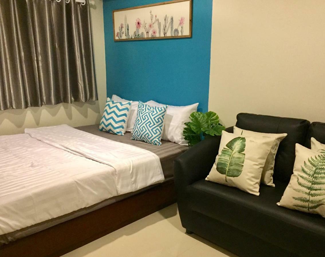 Nouveau Guesthouse Patong 외부 사진